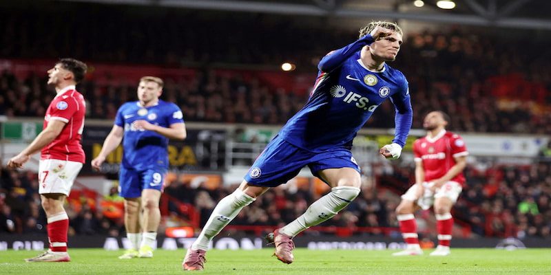 Chelsea vào tứ kết FA Cup sau trận đấu nhọc nhằn với Wrexham